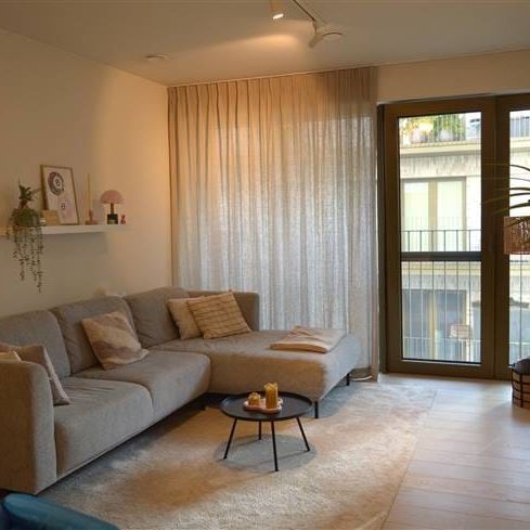 Appartement te huur - Photo 1