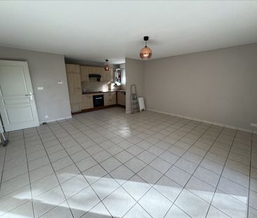 Location Appartement 3 pièces 67m² - Photo 4