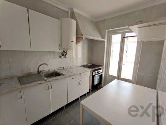 Apartamento T1 em Setúbal - Foto 1