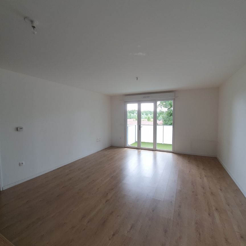 Location Appartement 3 pièces 64m² MARCQ EN BAROEUL 59700 - Photo 1