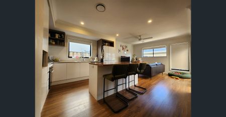 Modern 2-Bedroom Home in Fairwater, Blacktown - Photo 4