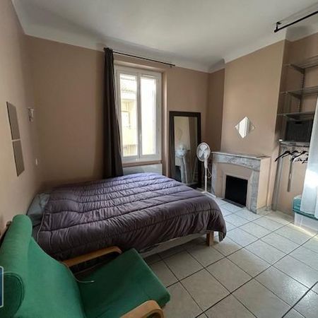 Location Appartement 2 pièces 45m² TOULON 83100 - Photo 3