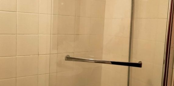 1 Bed Flat, The Groves, CH43 - Photo 2