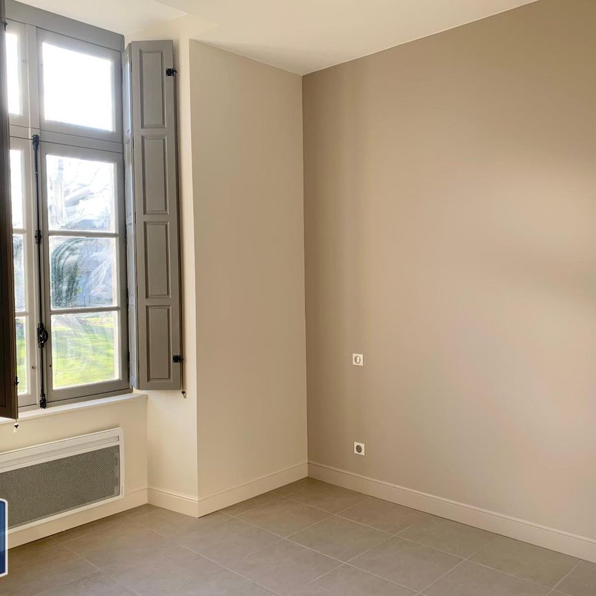 Location Appartement 3 pièces 67m² FONTENAY LE COMTE 85200 - Photo 1