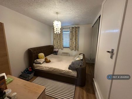 2 bedroom terraced house to rent - Photo 3