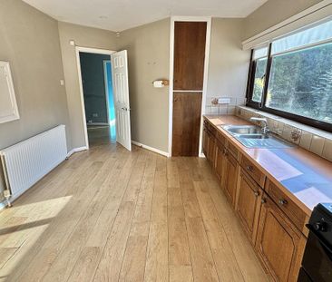 2 bedroom detached bungalow to rent - Photo 5