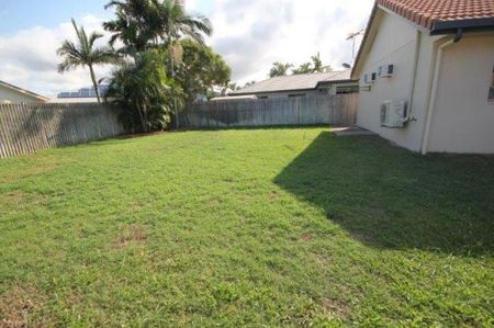 2 Waterbrook Close, Idalia - Photo 2