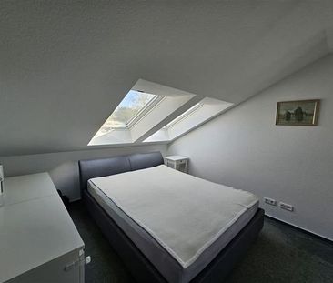 Sonnige 3-Zimmer-Wohnung mit Balkon und Aufzug // Steenbeker Weg 141 - Photo 2