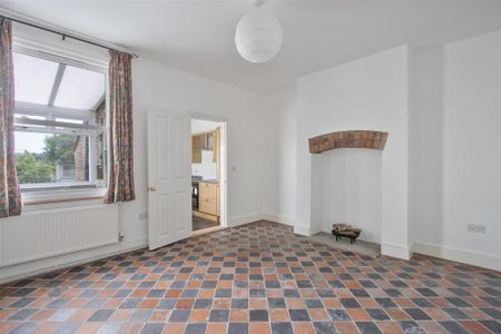 3 bedroom detached house to rent - Photo 3