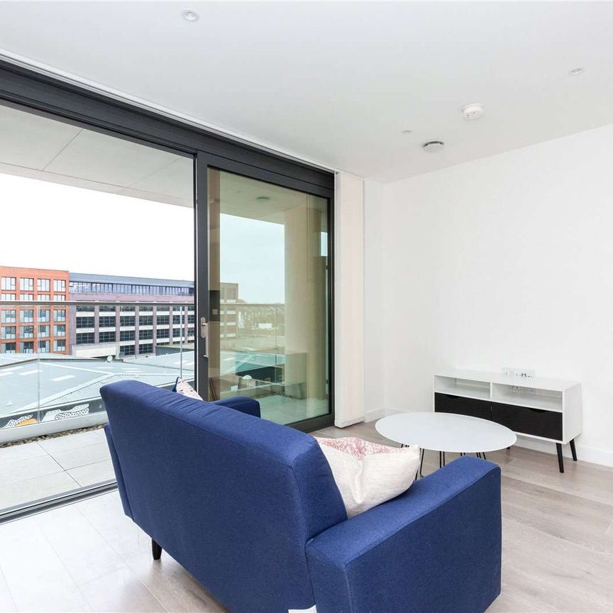 Excellent studio apartment set on the fourth floor of this modern development in Finsbury Park. - Photo 1