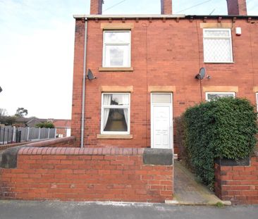 Ouchthorpe Lane, Outwood - Photo 1