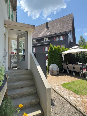 Charmantes 5 Zi. Haus im Herzen von Neuheim - Foto 4