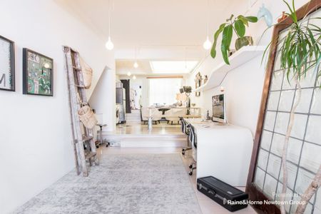 A one of a kind home - Photo 2