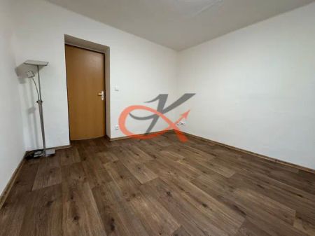 Pronájem bytu 2+1 Rožnov pod Radhoštěm - Fotografie 5