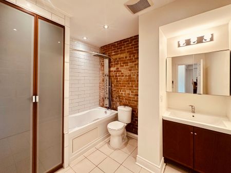 For Lease - 20 Triller Avenue Unit# 4, Toronto, Ontario - Photo 2