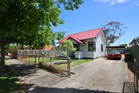 1 Caton Avenue, Coburg, VIC 3058 - Photo 3