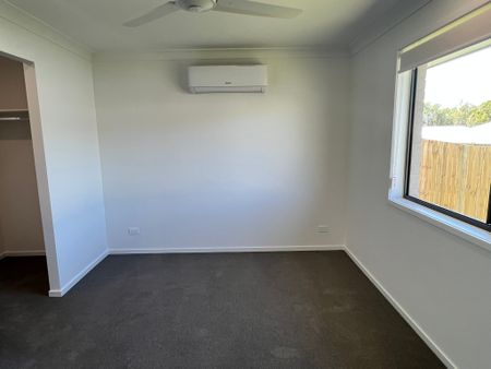 22 Kashmir Circuit, Greenbank QLD 4124 - House For Rent | Domain - Photo 2
