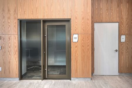 For Lease - 2485 Eglinton Avenue Unit# 322, Mississauga, Ontario - Photo 3