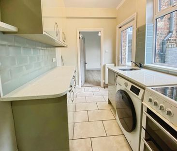 2 bedroom House To Let - Photo 4