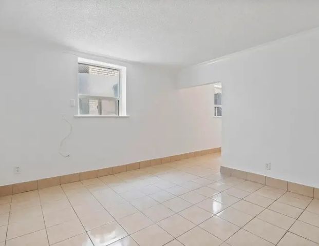 East York Apartments | 2903 St Clair Avenue East, Toronto - Photo 1