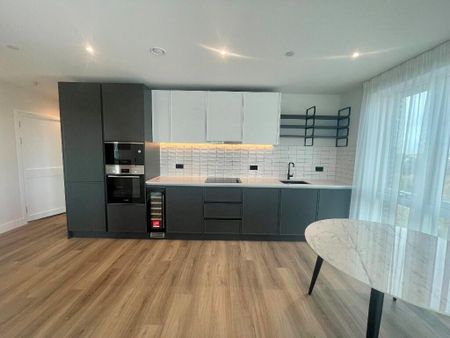 3 bedroom apartment to rent - Photo 4