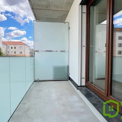 Pronájem bytu 1+kk s balkonem, parkováním a sklepem – ul. Třída Jiřího Pelikána, Olomouc - Фото 1
