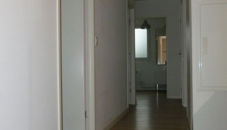 Appartement 4 pièces 81m2 REIMS 950 euros - Photo 5