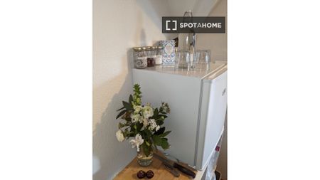 Bedoom for rent in 4-bedroom house, Rush, Dublin - Photo 5