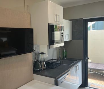 East Victoria Park - Photo 5