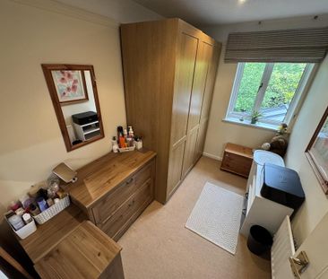 3 bedroom semi-detached house to rent - Photo 3