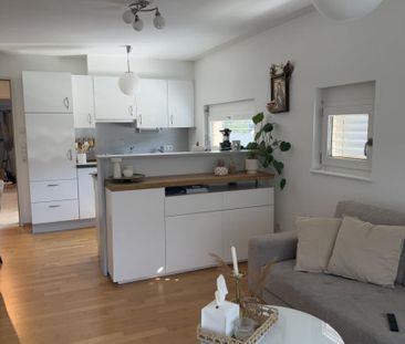 Harmonische 2-Zimmerwohnung mit Balkon in Feldkirch-Altenstadt zu v... - Photo 1