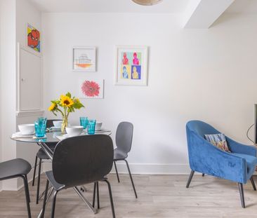 2 Bed Terraced House, Rochester Street, BN2 - Photo 6