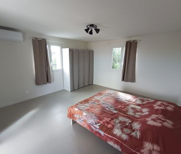 Location Appartement 5 pièces 160m² ST PAUL 97422 - Photo 4