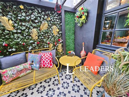 2 bedroom terraced house to rent - Photo 2