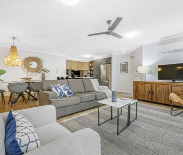 A Relaxed Broadbeach Spot - Photo 1