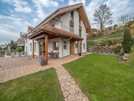 Charming single-family house with lake view - Photo 5