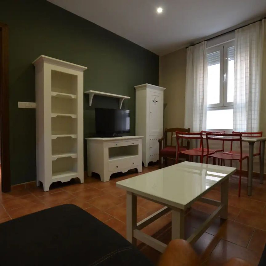 Piso de alquiler en Calle Candiota, 5, Centro - Sagrario - Photo 1