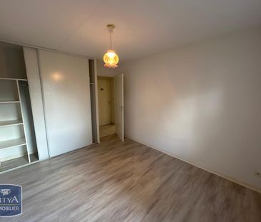 Location Appartement 2 pièces 48m² ST JEAN D ANGELY 17400 - Photo 4