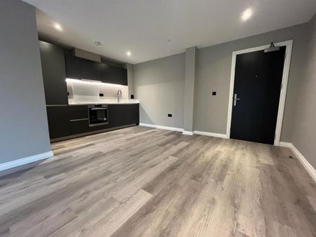 3 bedroom apartment to rent - Photo 2