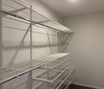 Stylish new build - Photo 4