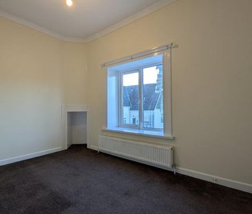 3 bedroom detached house to rent - Photo 4