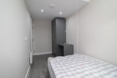 Market Street West Flat, PRESTON, Lancashire PR1 2HB - Photo 3