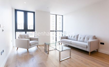 1 Bedroom flat to rent in Emery Wharf, Wapping, E1W - Photo 2