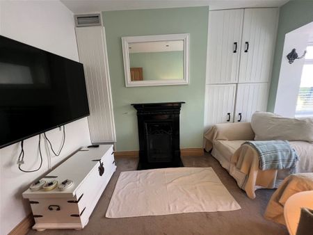 No. 5 Knockieran Cottages, Blessington, Wicklow - Photo 2