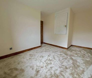 Frensham Drive, Nuneaton, CV10 - Photo 1