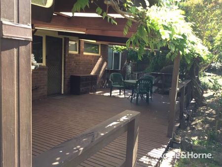 Family Home - Photo 2