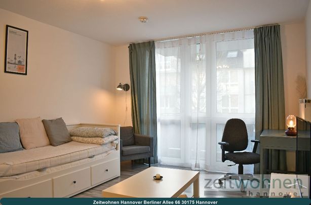 Ahlem, hell und freundlich, direkt am Wasser im Grünen - Photo 1