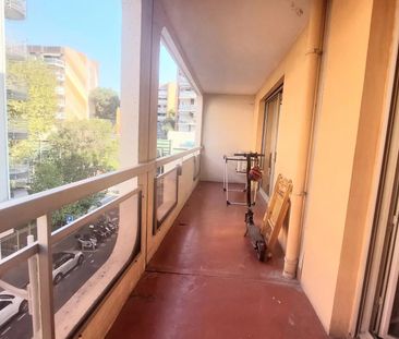 Location Appartement 3 pièces 63m² NICE 06300 - Photo 5