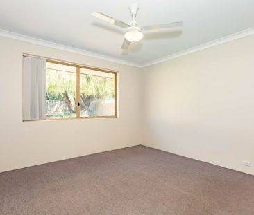 97 Hamilton Road, Eaton WA - Photo 3