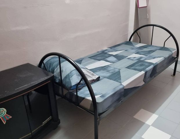 3 Bedroom HDB_FOUR_ROOM at Hougang - Photo 1